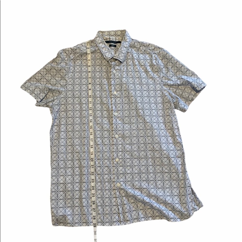 Men’s Perry Ellis slim fit stretch size L